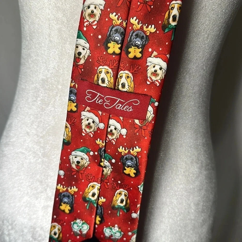 Christmas / Winter dog print tie - black Lab, Golden Retriever, Basset Hound